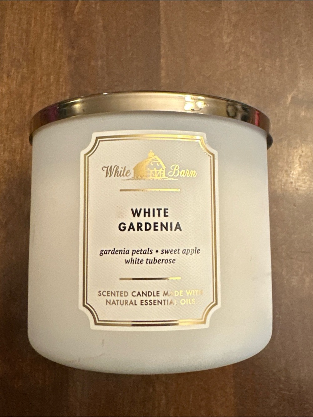 Bath & Body Works White Barn WHITE GARDENIA, 3 Wick 14.5 Oz Scented Candle NEW